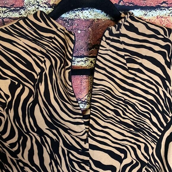 Jude Connally Black Tan Animal Print Stretch Midi Oversized Dress Size M - Picture 14 of 16